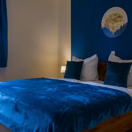 Gross, Modern, Zentrumsnah Mit Parkplatz Und Garten Appartamento Ulma