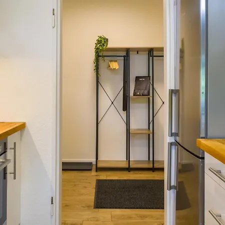 Gross, Modern, Zentrumsnah Mit Parkplatz Und Garten Appartamento Ulma