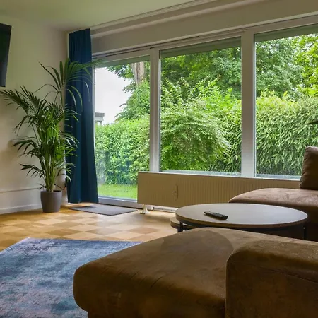 Appartamento Gross, Modern, Zentrumsnah Mit Parkplatz Und Garten Ulma